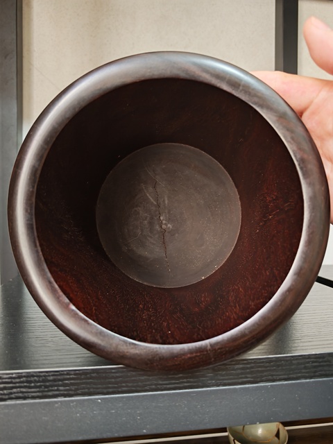 古玩雜項紫檀木雕刻筆筒真品鑒賞圖