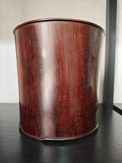 古玩雜項紫檀木雕刻筆筒真品鑒賞圖