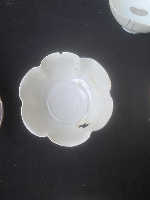 古玩陶瓷青白釉花口碗真品鑒賞圖