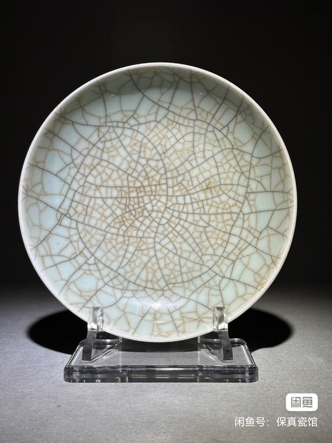 古玩陶瓷哥釉臥盤真品鑒賞圖