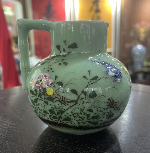 古玩陶瓷豆青釉粉彩花鳥(niǎo)紋執(zhí)壺真品鑒賞圖