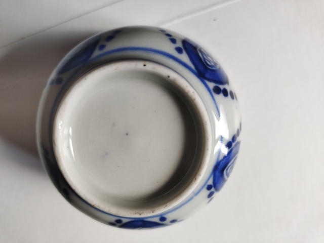 古玩陶瓷清初青花瓔珞紋杯真品鑒賞圖