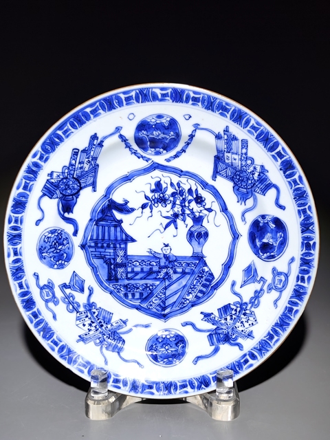 古玩陶瓷人物紋青花盤真品鑒賞圖