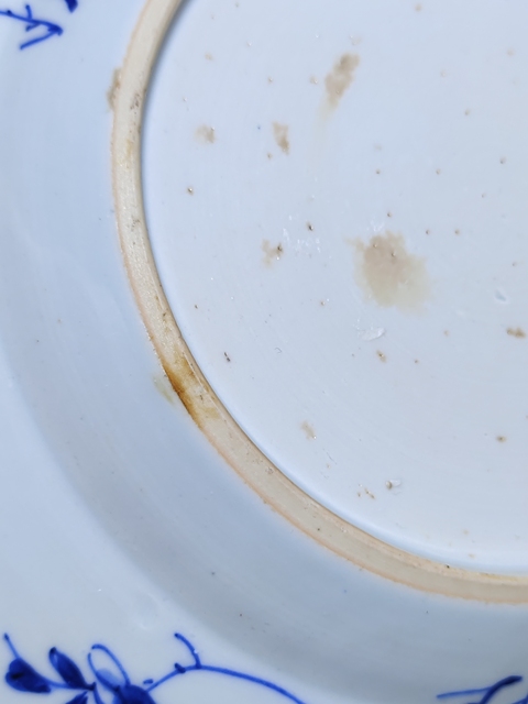古玩陶瓷人物紋青花盤真品鑒賞圖