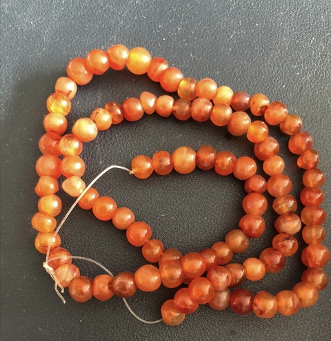 古玩玉器西亞瑪瑙珠真品鑒賞圖