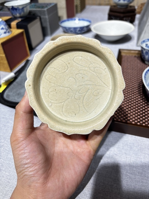 古玩陶瓷青白釉刻花洗真品鑒賞圖