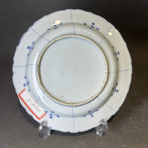 古玩陶瓷青花雙鹿花卉紋花口盤真品鑒賞圖