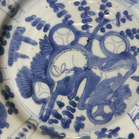 古玩陶瓷青花雙鹿花卉紋花口盤真品鑒賞圖