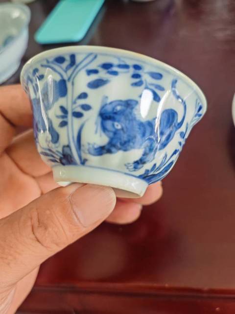 古玩陶瓷青花瑞獸圖杯碟真品鑒賞圖