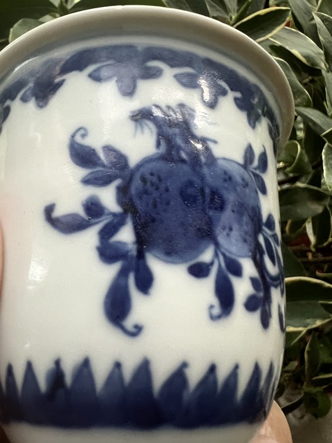 古玩陶瓷花果紋青花高足杯真品鑒賞圖