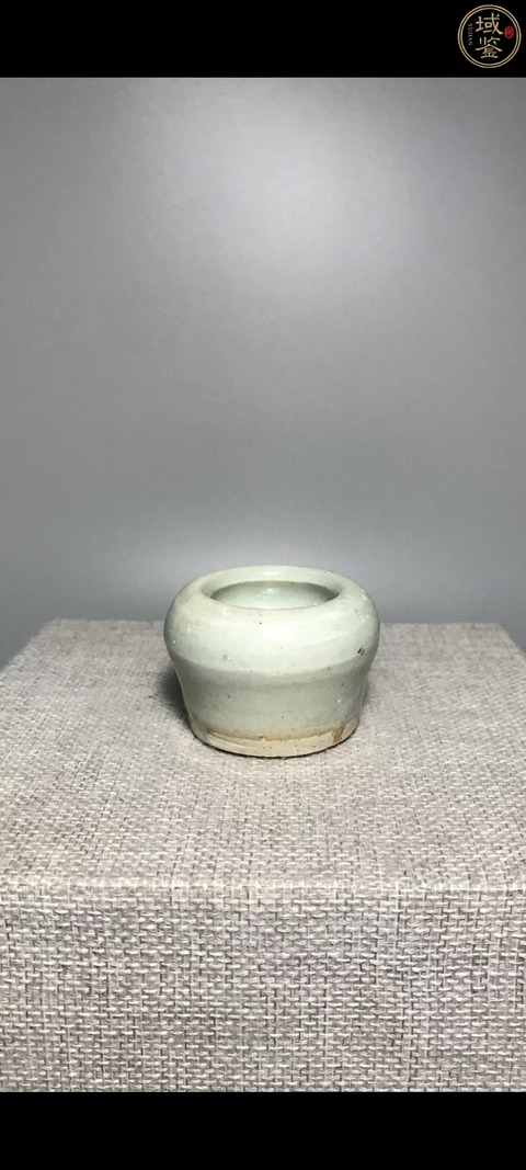 古玩陶瓷【明代】龍泉青瓷燭臺拍賣,當(dāng)前價格0元
