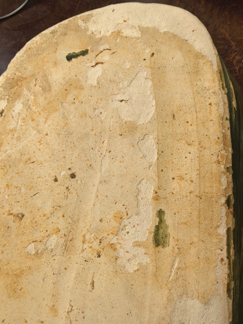 古玩陶瓷綠釉刻花瓷枕真品鑒賞圖