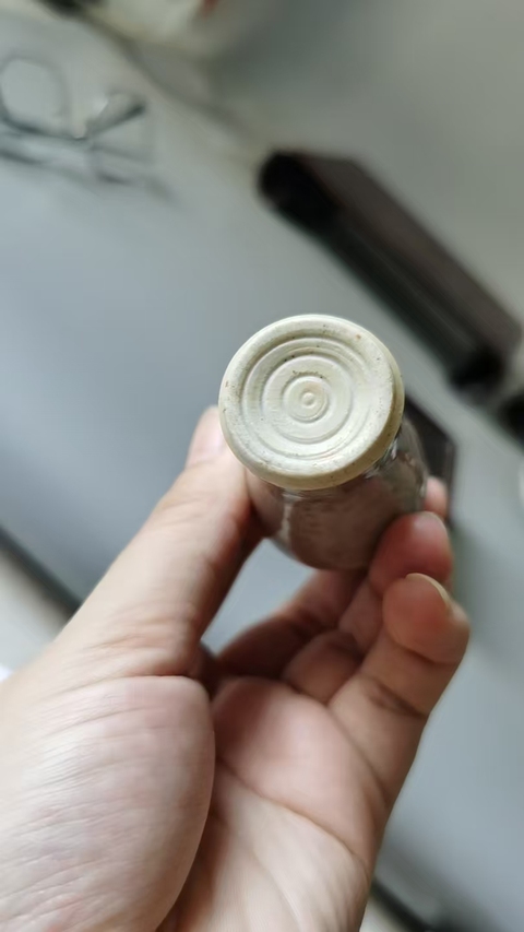 古玩陶瓷紅哥釉鼻煙壺真品鑒賞圖