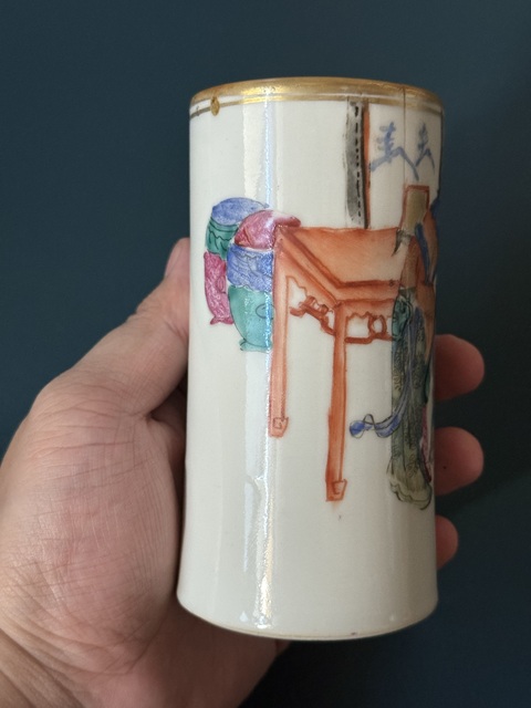 古玩陶瓷清·同治呂布戲貂蟬超細粉彩筆筒拍賣，當前價格3500元