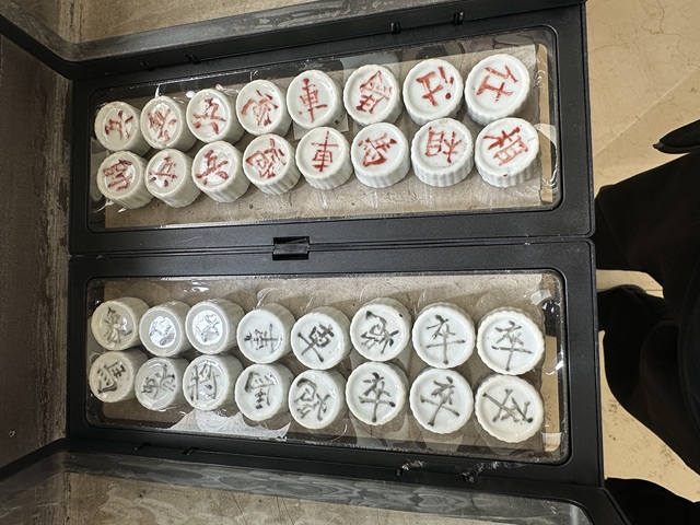 古玩陶瓷象棋真品鑒賞圖