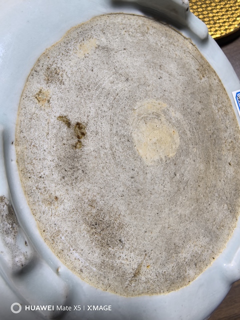 古玩陶瓷龍紋青花三足筒式香爐真品鑒賞圖