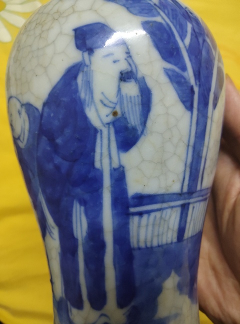 古玩陶瓷哥釉青花人物故事觀音瓶真品鑒賞圖
