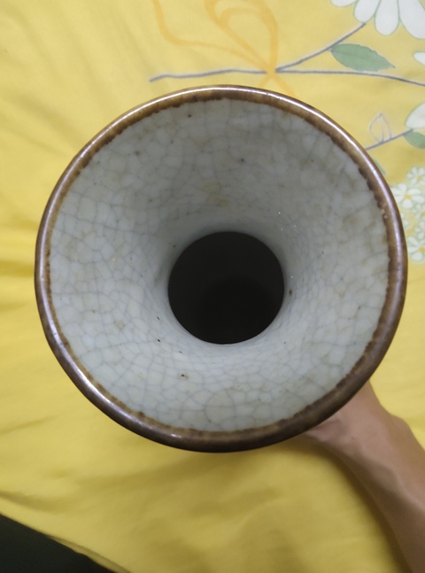 古玩陶瓷哥釉青花人物故事觀音瓶真品鑒賞圖