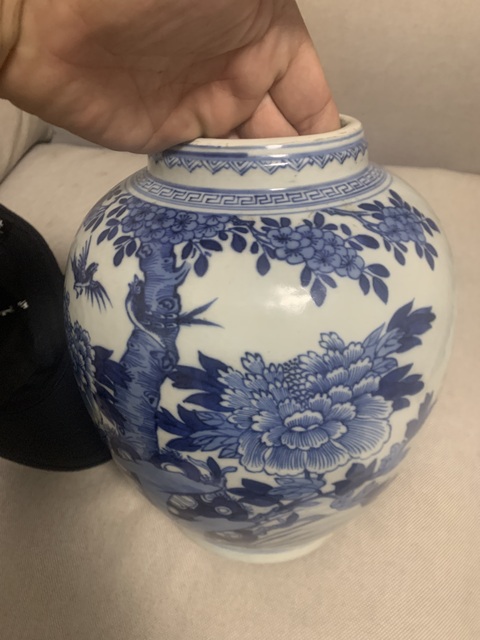 古玩陶瓷花鳥紋青花罐真品鑒賞圖