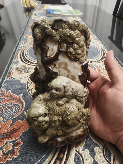 古玩陶瓷晚清民國地方窯獅紋筷子籠真品鑒賞圖