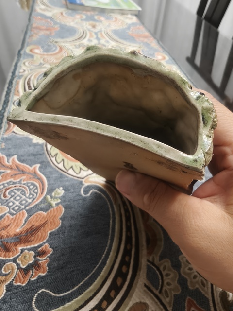古玩陶瓷晚清民國地方窯獅紋筷子籠真品鑒賞圖