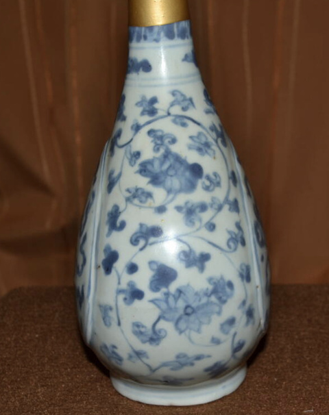 古玩陶瓷青花獅紋截口瓶真品鑒賞圖