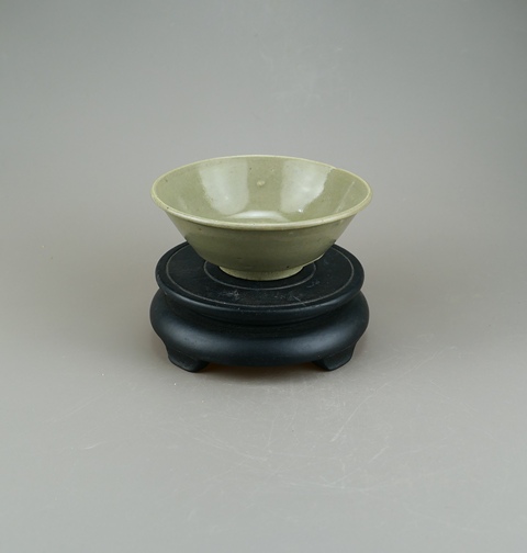 古玩陶瓷龍泉青瓷斗笠碗真品鑒賞圖