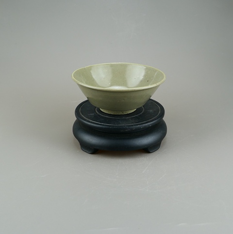 古玩陶瓷龍泉青瓷斗笠碗真品鑒賞圖