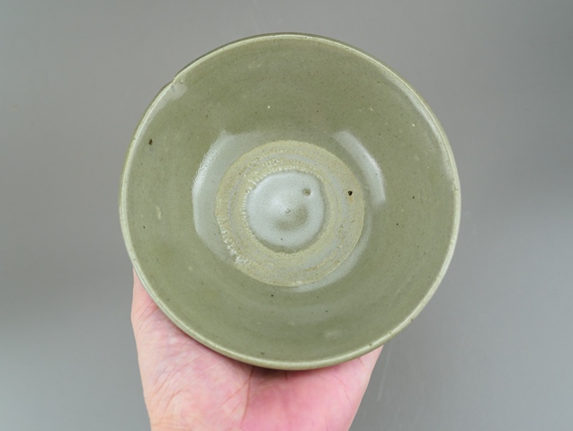 古玩陶瓷龍泉青瓷斗笠碗真品鑒賞圖