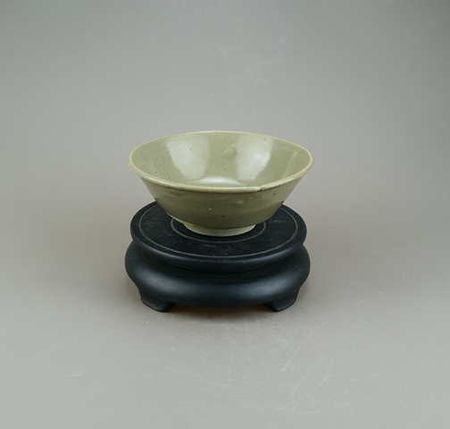 古玩陶瓷龍泉青瓷斗笠碗真品鑒賞圖