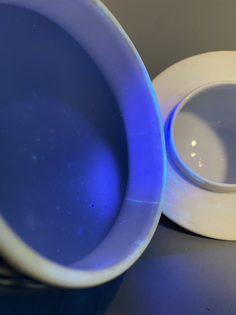 古玩陶瓷青花冰梅圖蓋罐真品鑒賞圖