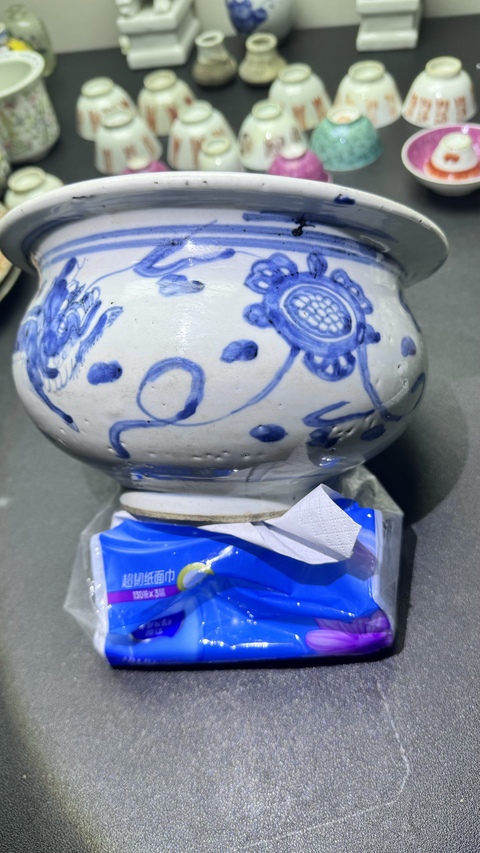 古玩陶瓷清早期青花香爐真品鑒賞圖