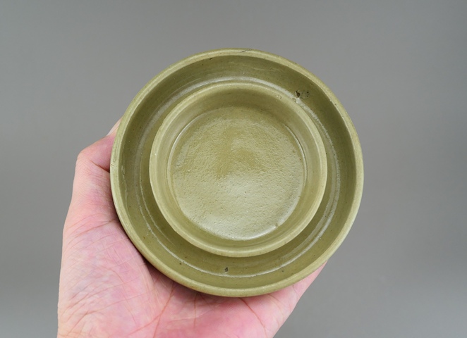 古玩陶瓷龍泉青瓷托盤真品鑒賞圖