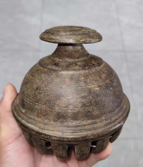 古玩銅器鈴鐺真品鑒賞圖