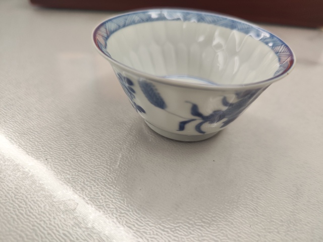 古玩陶瓷青花花卉瓜棱杯碟一套真品鑒賞圖