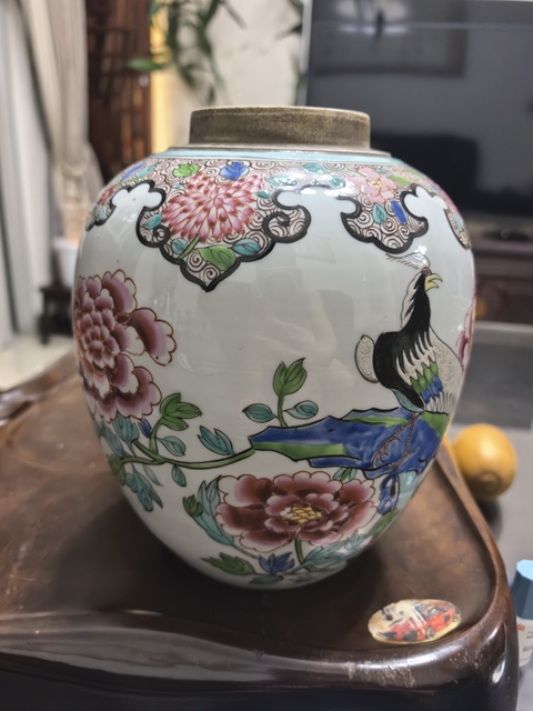 古玩陶瓷19世紀(jì) 粉彩花鳥(niǎo)紋罐（歐洲瓷）真品鑒賞圖