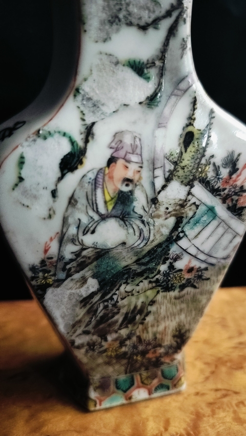 古玩陶瓷粉彩四愛圖六方瓶真品鑒賞圖