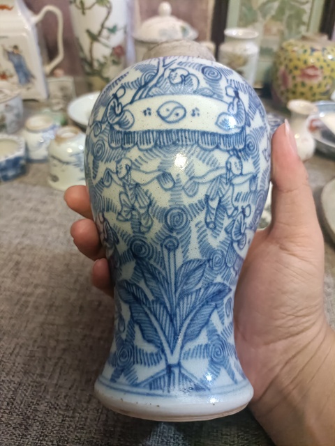 古玩陶瓷青花淡描嬰戲圖雞腿瓶拍賣，當前價格3500元