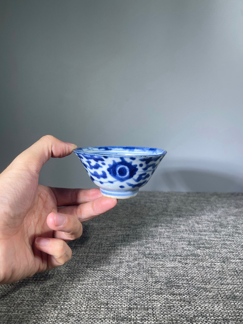 古玩陶瓷清中期.青花花卉紋茶碗拍賣,當前價格550元