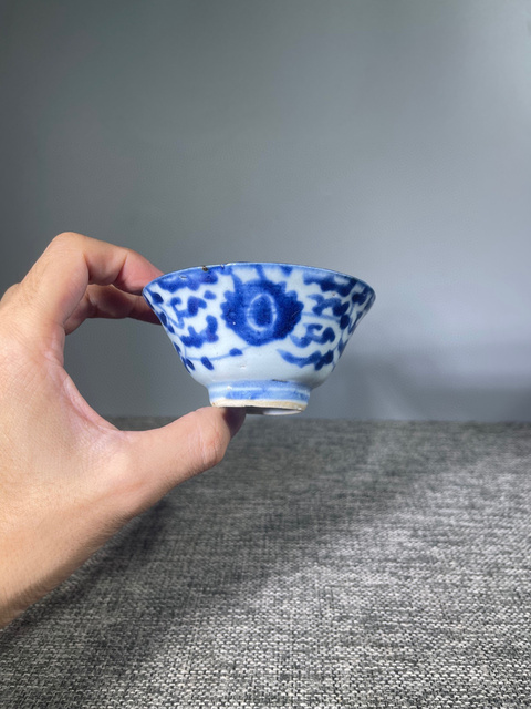 古玩陶瓷清中期.青花花卉紋茶碗拍賣,當前價格550元