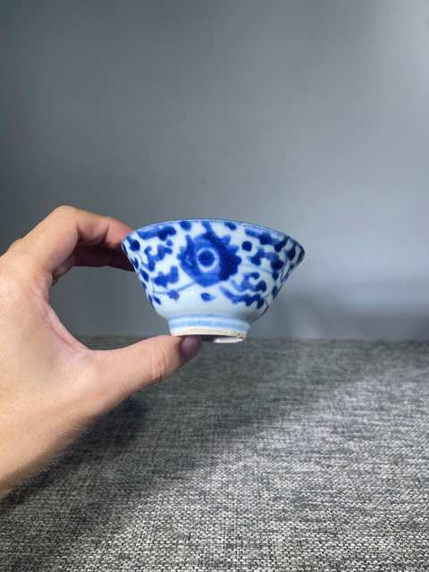 古玩陶瓷清中期.青花花卉紋茶碗拍賣,當前價格550元
