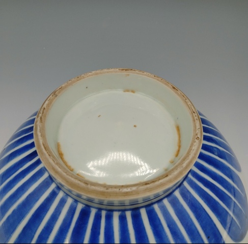 古玩陶瓷花卉紋青花雞心碗真品鑒賞圖