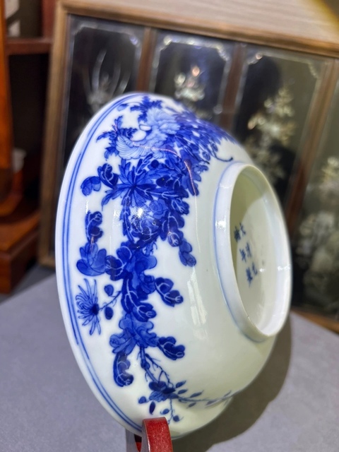 古玩陶瓷青花花卉紋折腰盤真品鑒賞圖