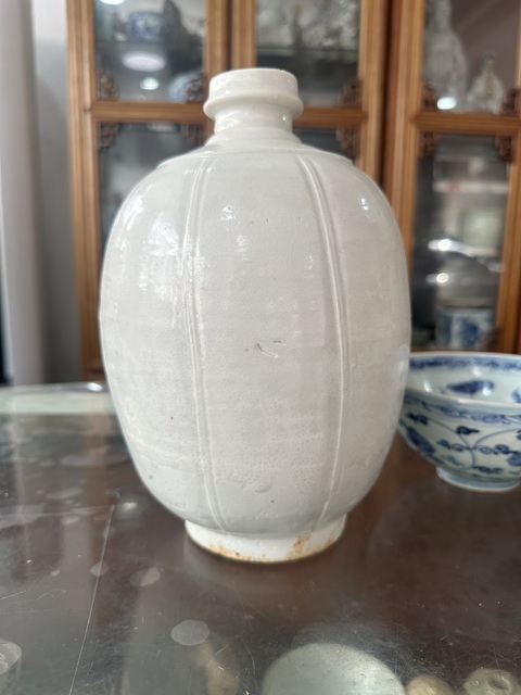 古玩陶瓷青白釉瓜棱梅瓶真品鑒賞圖