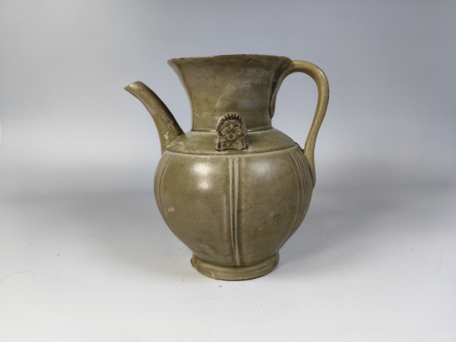 古玩陶瓷宋越窯青瓷雙系耳執壺真品鑒賞圖