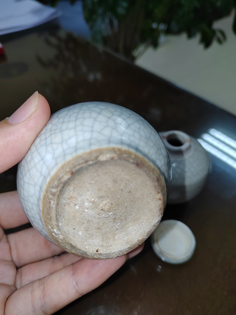 古玩陶瓷哥釉蓋罐真品鑒賞圖
