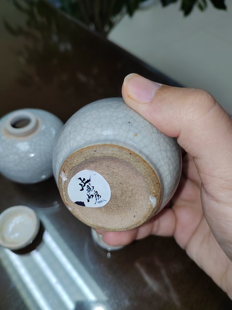 古玩陶瓷哥釉蓋罐真品鑒賞圖