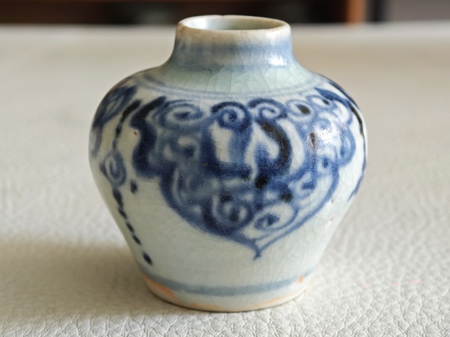 古玩陶瓷青花披肩瓔珞紋罐真品鑒賞圖