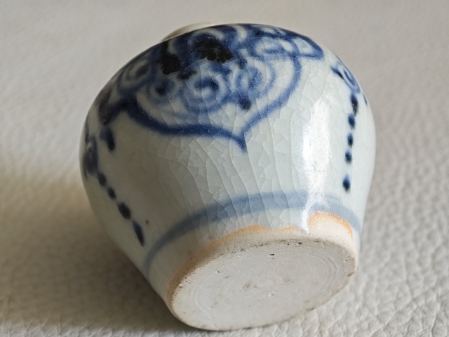 古玩陶瓷青花披肩瓔珞紋罐真品鑒賞圖