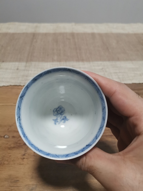 古玩陶瓷青花杯真品鑒賞圖